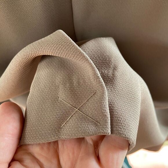 Halston 3 Piece Beige Taupe Skirt Suit 8 - Picture 11 of 13